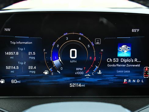 Used 2024 Chevrolet Traverse LT image 38