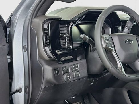 New 2026 Chevrolet Silverado 2500 ZR2 AWD/4WD image 10