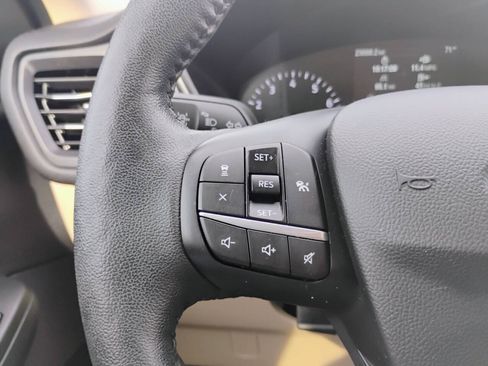 Used 2020 Ford Escape SEL FWD image 12