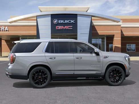 New 2026 GMC Yukon Denali w/ Denali Reserve Package AWD/4WD image 5
