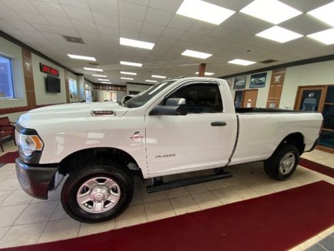Used 2022 RAM 3500 Tradesman image 6