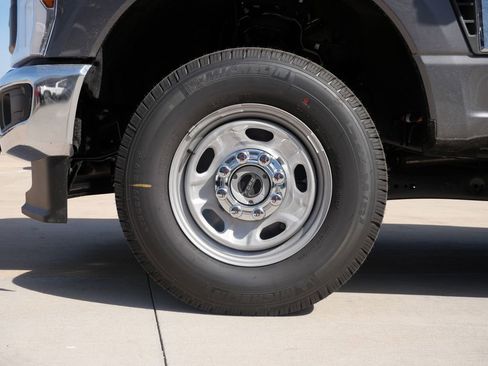 New 2026 Ford F350 XL w/ XL Chrome Package AWD/4WD image 12