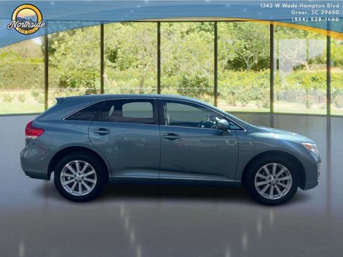 Used 2009 Toyota Venza AWD image 19