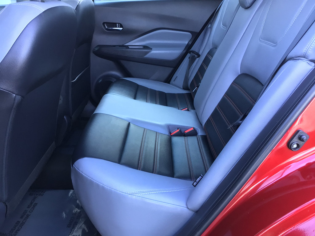 Used 2023 Nissan Kicks SR w/ SR Premium Package FWD image 15