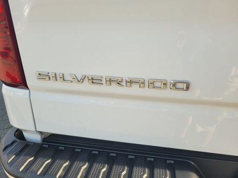 Used 2021 Chevrolet Silverado 1500 LT w/ Convenience Package II image 7