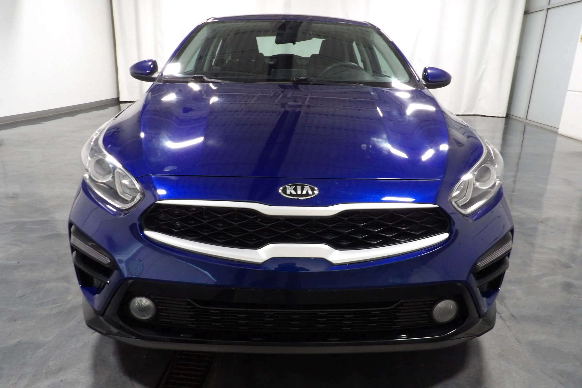 Used 2021 Kia Forte LXS FWD image 2