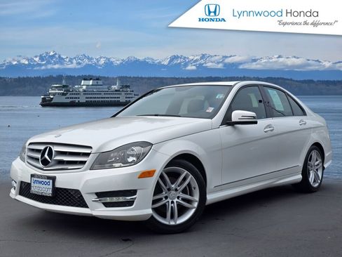 Used 2013 Mercedes-Benz C 250 Sedan image 1