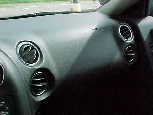 Used 2007 Pontiac Grand Prix GT w/ Special Edition Package FWD image 24