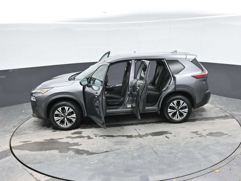 Used 2023 Nissan Rogue SV image 52