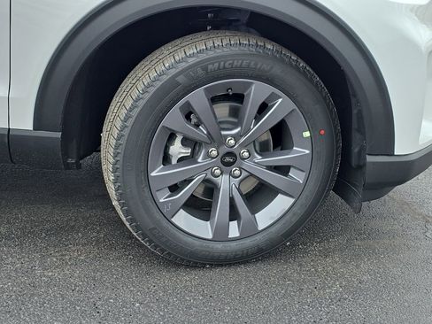 New 2026 Ford Explorer Active AWD/4WD image 50