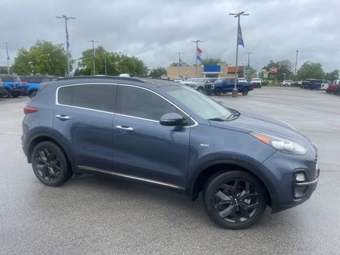Used 2020 Kia Sportage S w/ S Sunroof Package AWD/4WD image 2