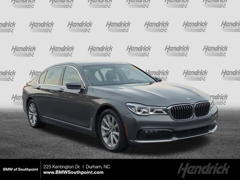 Used 2018 BMW 750i RWD image 1
