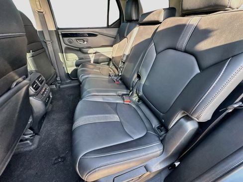 Used 2024 Honda Pilot Touring image 29