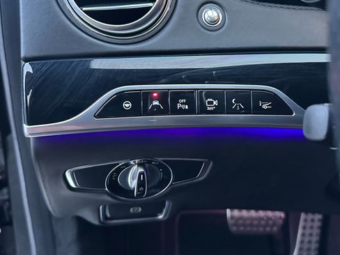 Used 2015 Mercedes-Benz S 65 AMG Sedan image 41