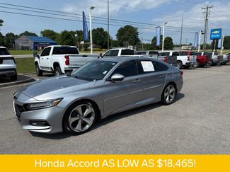 Used 2018 Honda Accord Touring video 2