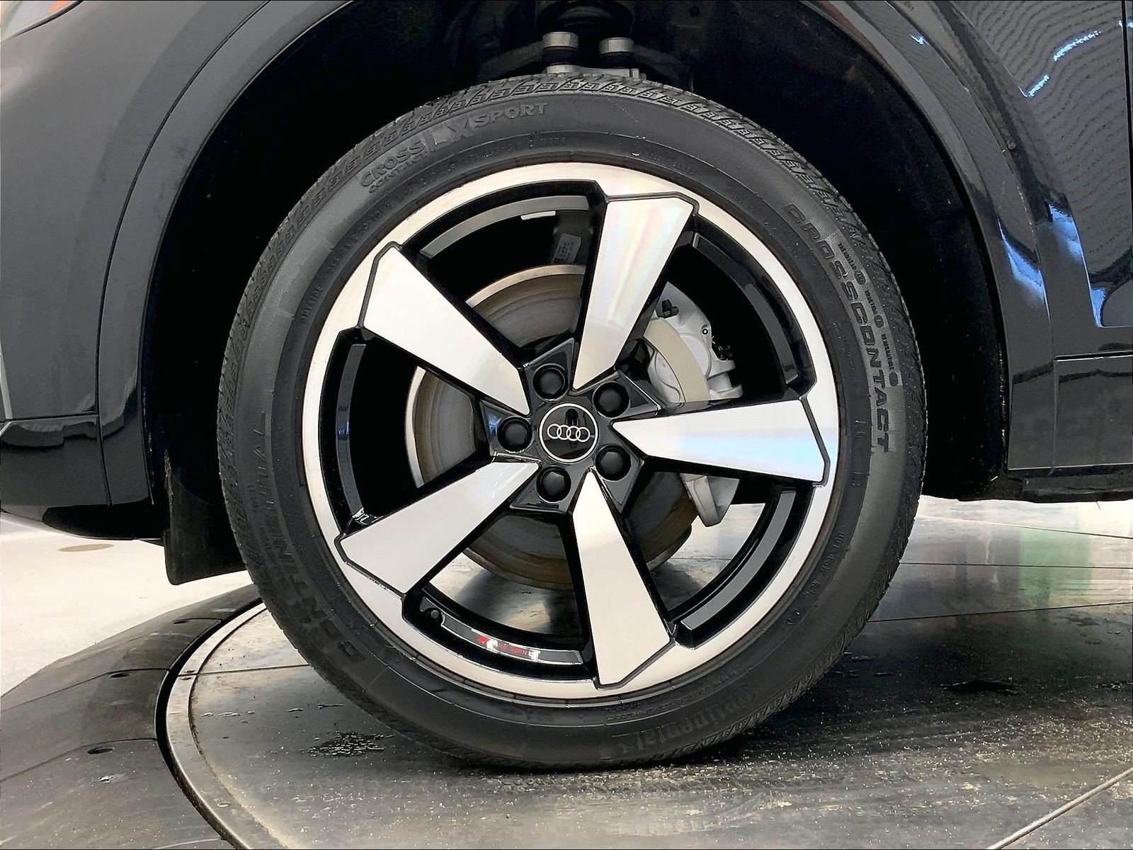 Certified 2023 Audi Q5 2.0T Premium Plus w/ Premium Plus Package AWD/4WD image 8