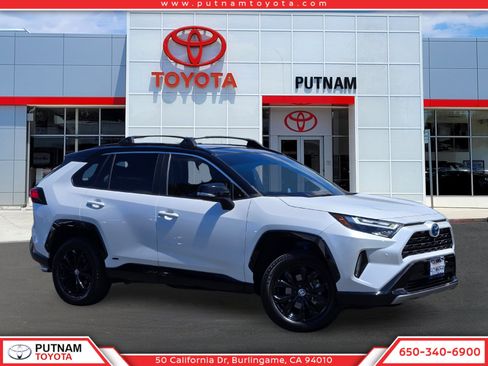 Used 2023 Toyota RAV4 XSE AWD/4WD image 1