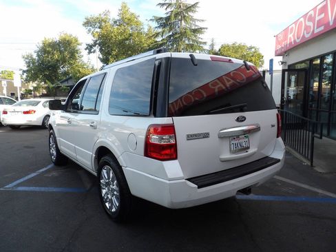 Used 2012 Ford Expedition Limited RWD image 4