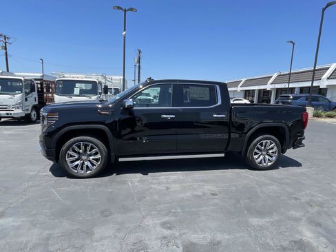 New 2026 GMC Sierra 1500 Denali w/ Denali Reserve Package AWD/4WD image 8
