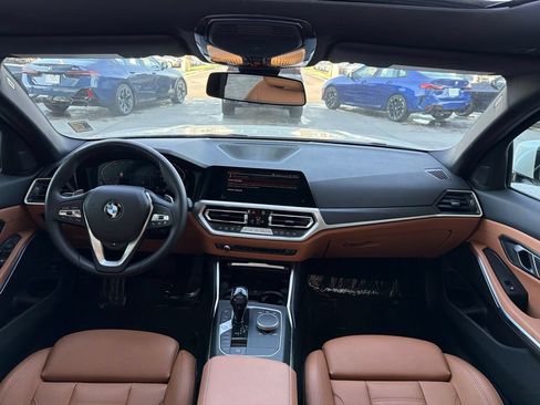 Used 2021 BMW 330i Sedan w/ Convenience Package RWD image 13