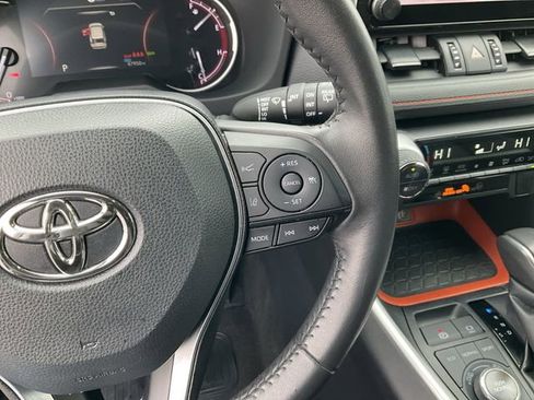 Used 2024 Toyota RAV4 Adventure image 20