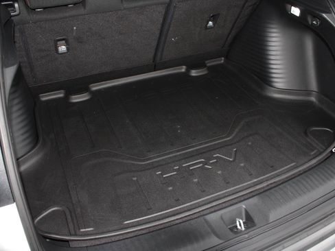 Certified 2024 Honda HR-V Sport image 8