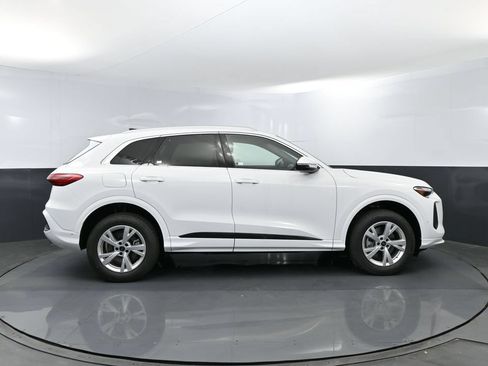 New 2026 Audi Q5 Premium AWD/4WD image 4