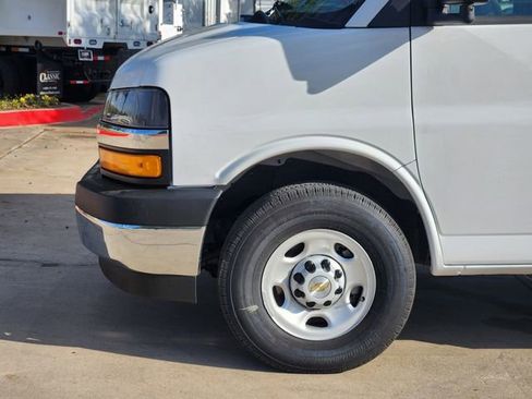 New 2025 Chevrolet Express 3500 w/ Power Convenience Package RWD image 14