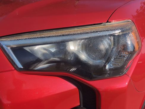 Used 2016 Toyota 4Runner SR5 image 6