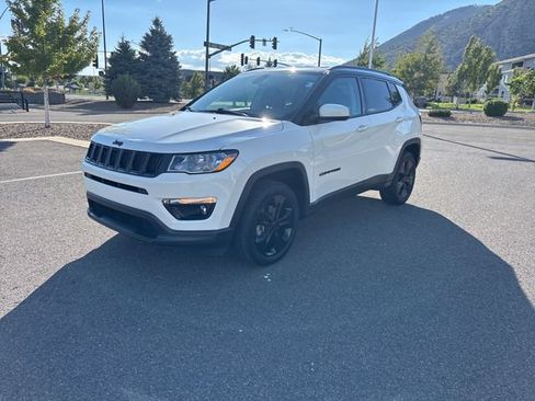 Used 2021 Jeep Compass Latitude AWD/4WD image 14