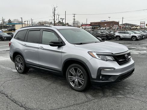 Used 2022 Honda Pilot Sport image 2