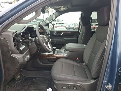 New 2026 GMC Sierra 1500 Elevation image 12