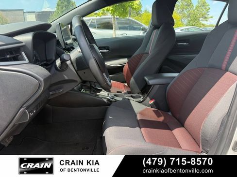 Used 2025 Toyota Corolla SE FWD image 4