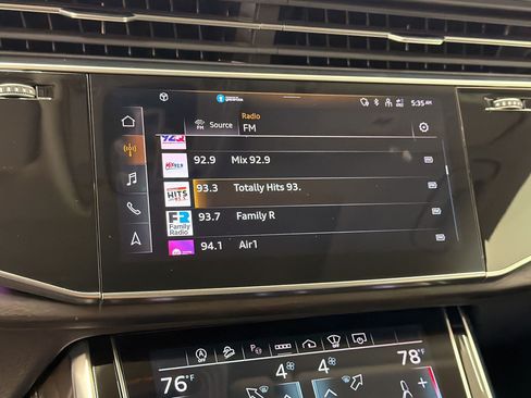 Used 2023 Audi Q8 Prestige AWD/4WD image 19