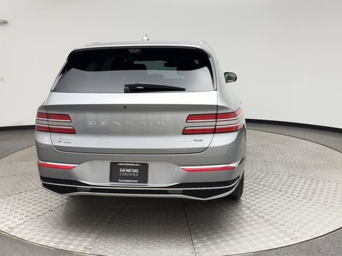 Certified 2025 Genesis GV80 3.5T Prestige image 3