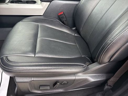 Used 2022 Ford F250 Lariat w/ Lariat Ultimate Package image 19