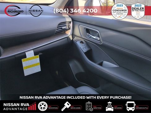 New 2025 Nissan Rogue Platinum w/ Platinum Premium Package image 17