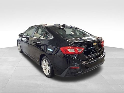 Used 2016 Chevrolet Cruze LT w/ Sun And Sound Package FWD image 3