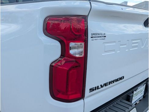 Used 2022 Chevrolet Silverado 3500 LTZ w/ LTZ Plus Package AWD/4WD image 5