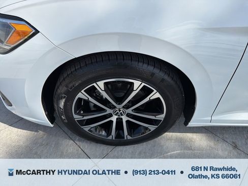 Used 2023 Volkswagen Jetta Sport FWD image 18