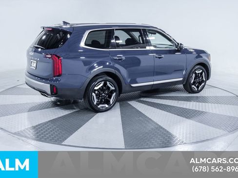 Used 2025 Kia Telluride S image 11