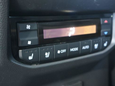Certified 2025 Toyota Sequoia Platinum AWD/4WD image 22