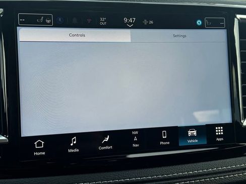 New 2026 Chrysler Pacifica Limited FWD image 35
