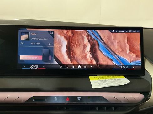 Certified 2025 BMW X3 xDrive30i w/ Convenience Package image 9