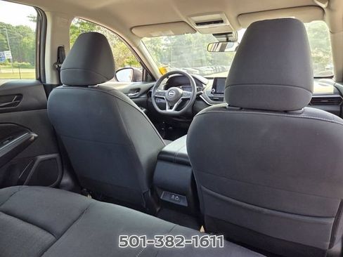 Used 2025 Nissan Altima 2.5 SV FWD image 16