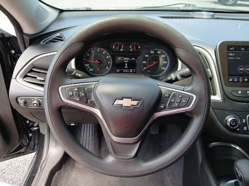 Used 2022 Chevrolet Malibu LT FWD image 20