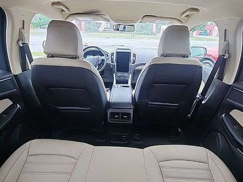 Used 2024 Ford Edge SEL w/ Convenience Package AWD/4WD image 12