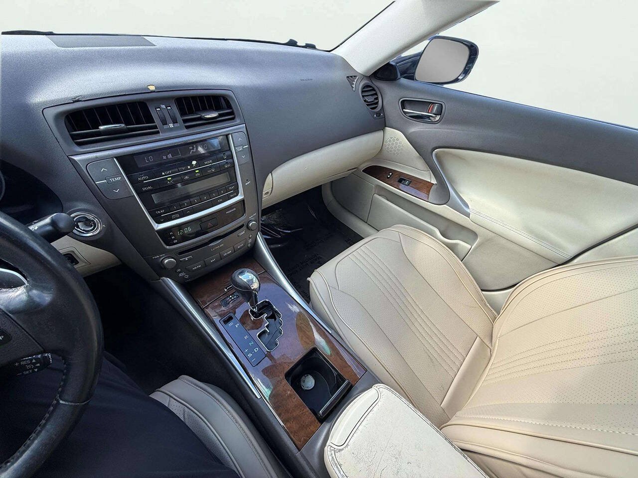 Used 2010 Lexus IS 250 AWD w/ Preferred Accessory Package image 17