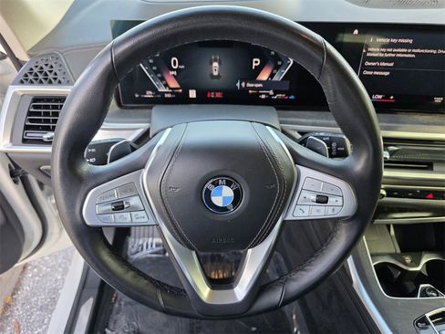 Used 2023 BMW X7 xDrive40i w/ Premium Package image 22