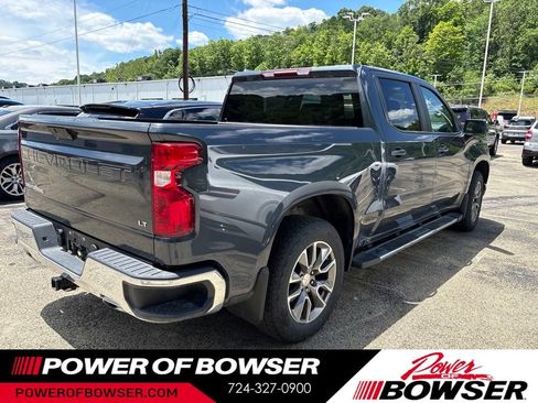 Used 2022 Chevrolet Silverado 1500 LT AWD/4WD image 4